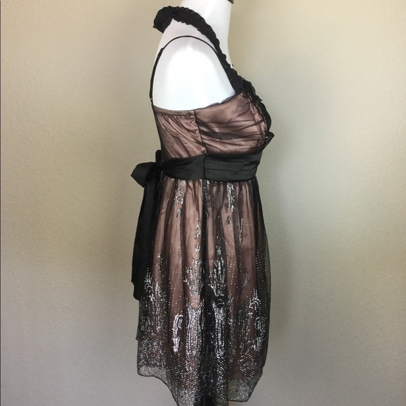 TRIXXI Prom/Party Dress (Juniors) - Picture 4 of 7